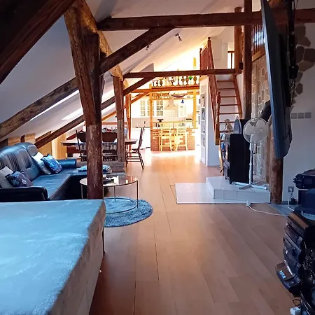 Merkur شقة Kadaň